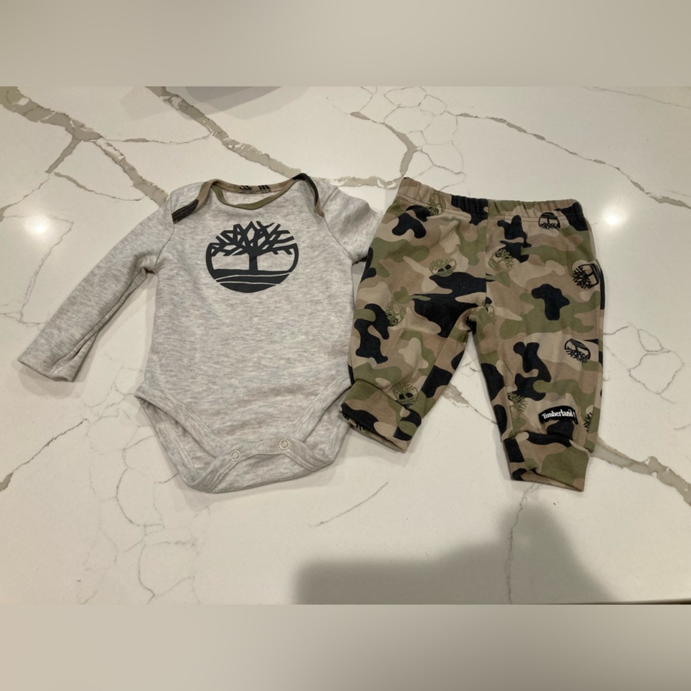 Baby boy timberland camouflage grey onesie logo black green tan pant set outfit